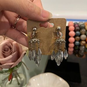 Vintage screw back Dangle Earrings